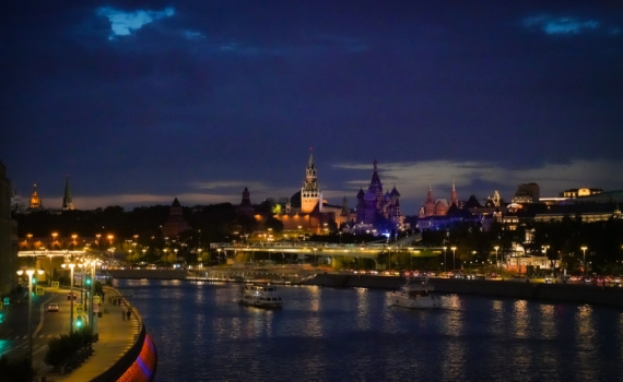 Холодная Луна на 5 декабря сорвёт все маски: как последнее Суперлуние-2025 перепишет вашу реальность